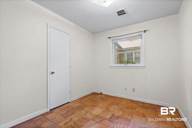 108 Mohawk Street, Mobile, AL 36606