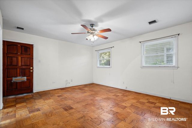 108 Mohawk Street, Mobile, AL 36606