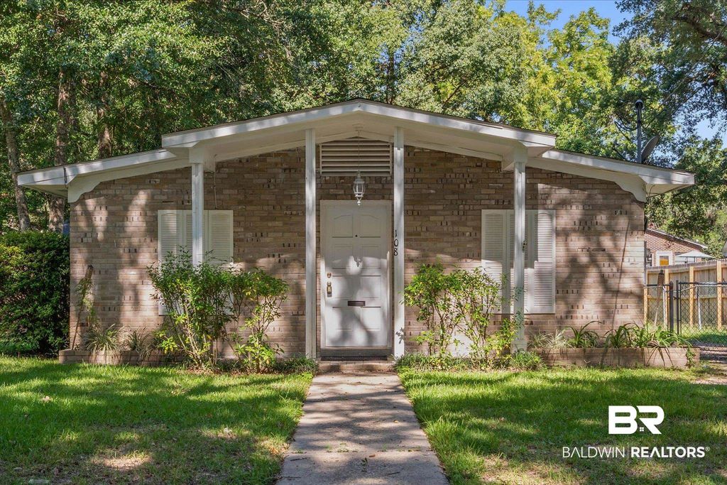 108 Mohawk Street, Mobile, AL 36606