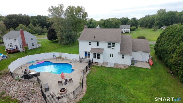 8 Birchview Drive, Ellington, CT 06029