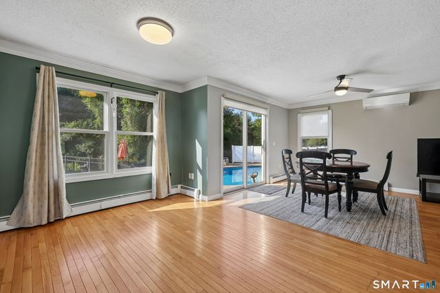 8 Birchview Drive, Ellington, CT 06029
