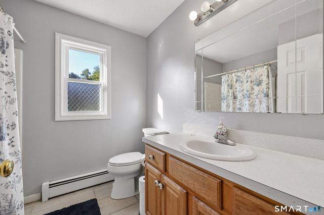 8 Birchview Drive, Ellington, CT 06029