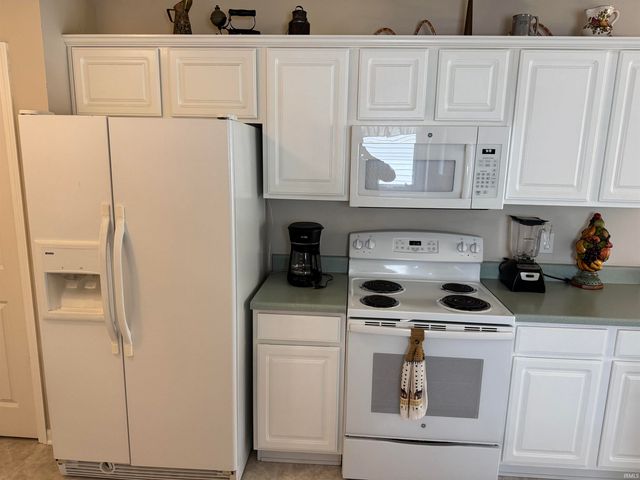 5323 Blossom Ridge, Fort Wayne, IN 46835