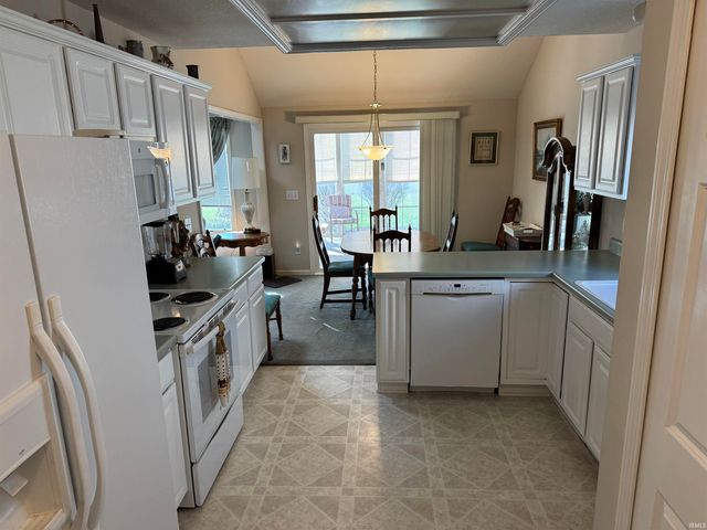 5323 Blossom Ridge, Fort Wayne, IN 46835