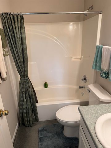 5323 Blossom Ridge, Fort Wayne, IN 46835