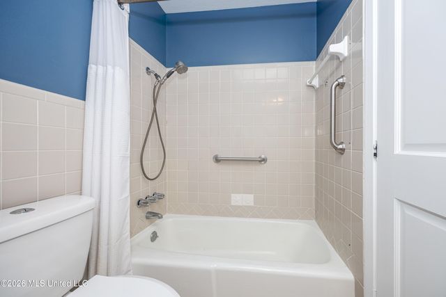 6217 Browning Drive, Ocean Springs, MS 39564