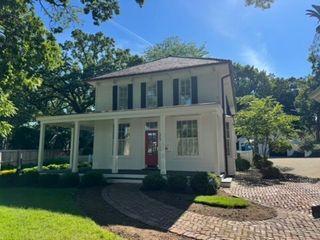 464 Oakwood Avenue, Lake Forest, IL 60045