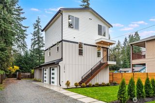 12531 25th Avenue NE #Unit B, Seattle, WA 98125