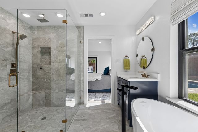 1114 Normandy Drive, Grapevine, TX 76051