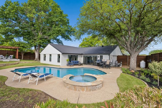 1114 Normandy Drive, Grapevine, TX 76051