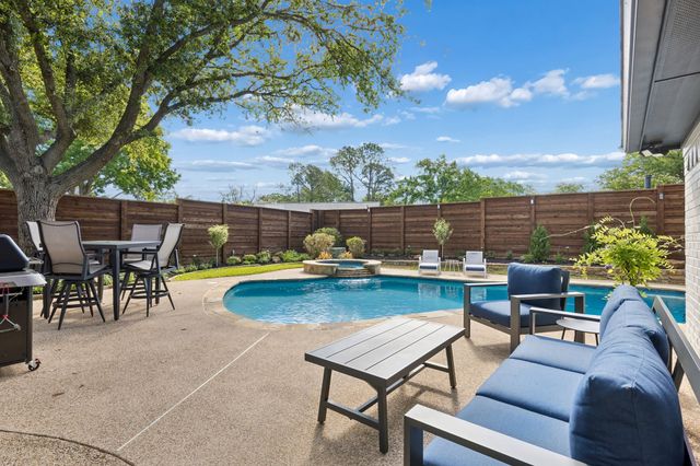 1114 Normandy Drive, Grapevine, TX 76051