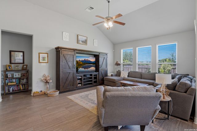 755 Easton, San Marcos, TX 78666