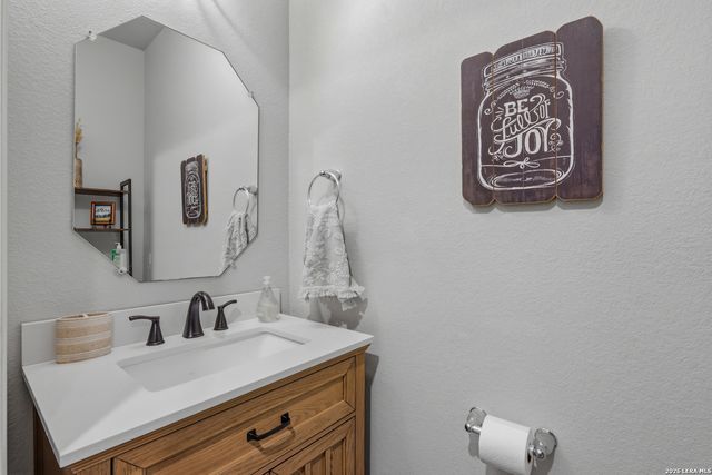 755 Easton, San Marcos, TX 78666