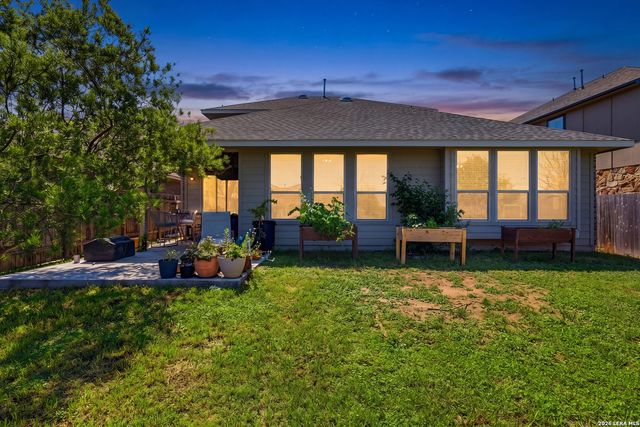 755 Easton, San Marcos, TX 78666