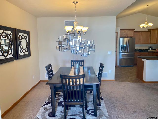 16025 Willit Plaza, Omaha, NE 68007