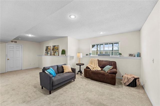 1003 N 1st Street East Street, Louisburg, KS 66053