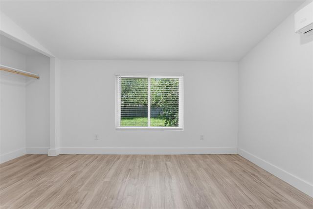 937 Anderson ST, Seguin, TX 78155