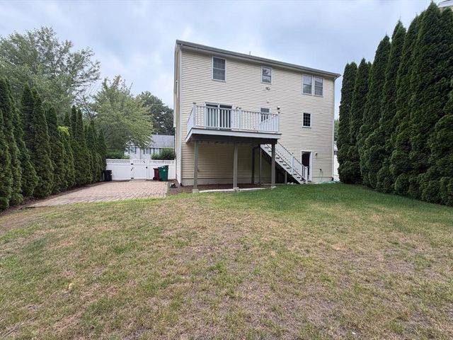 107 Charant Rd, Lowell, MA 01854