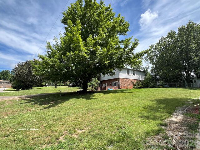 139 Vista Drive, Forest City, NC 28043