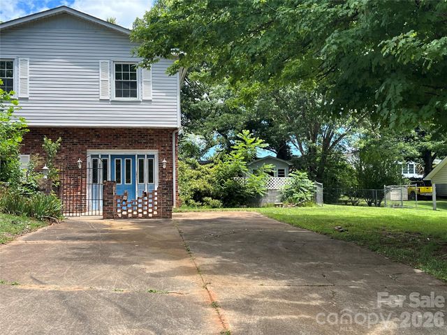 139 Vista Drive, Forest City, NC 28043
