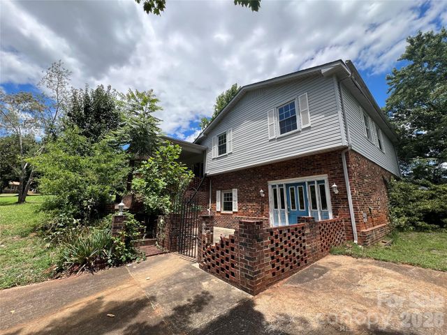 139 Vista Drive, Forest City, NC 28043