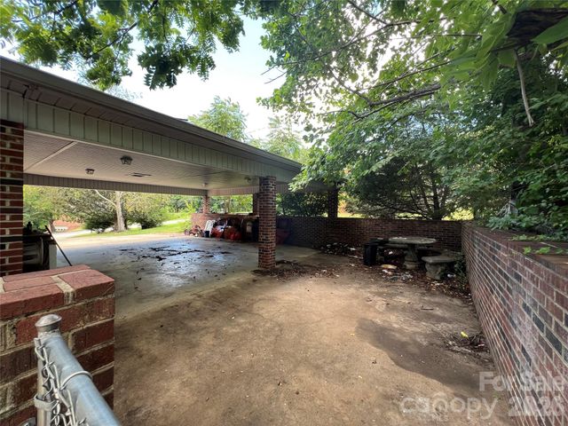 139 Vista Drive, Forest City, NC 28043