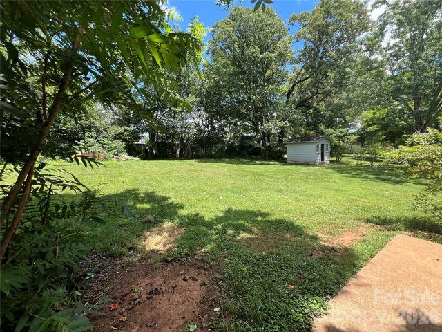 139 Vista Drive, Forest City, NC 28043