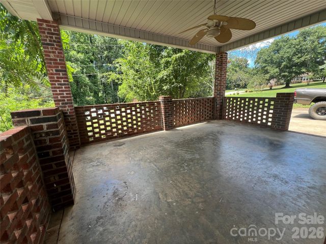 139 Vista Drive, Forest City, NC 28043