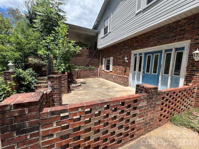 139 Vista Drive, Forest City, NC 28043