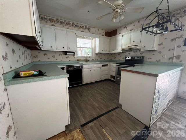 139 Vista Drive, Forest City, NC 28043