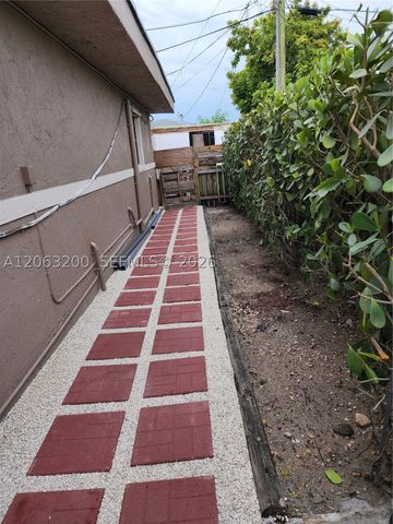 3760 NW 197th St 2, Miami Gardens, FL 33055