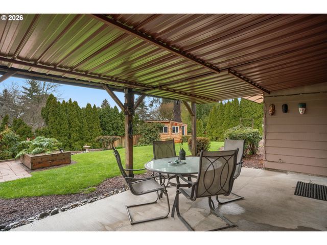 12040 Nw LOVEJOY St, Portland, OR 97229