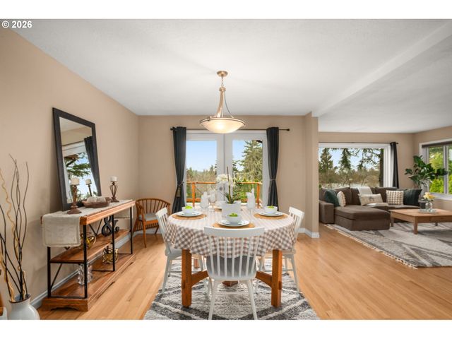 12040 Nw LOVEJOY St, Portland, OR 97229