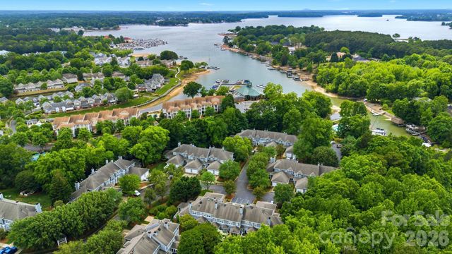 18731 Silver Quay Drive, Cornelius, NC 28031