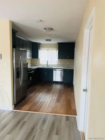 8044 Solana St, San Diego, CA 92114