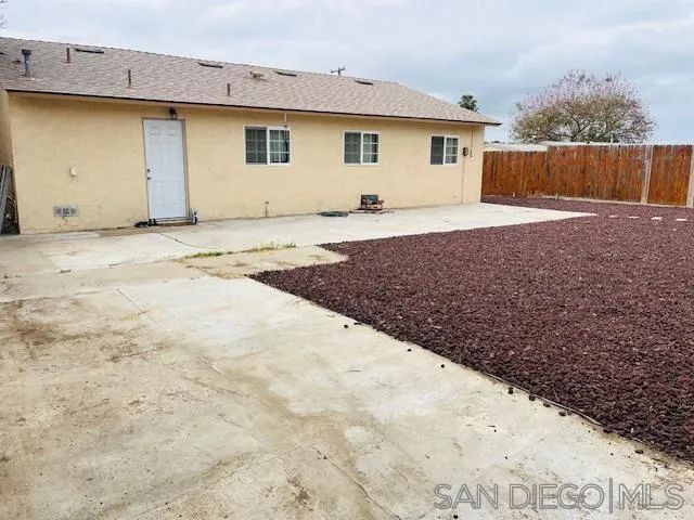 8044 Solana St, San Diego, CA 92114