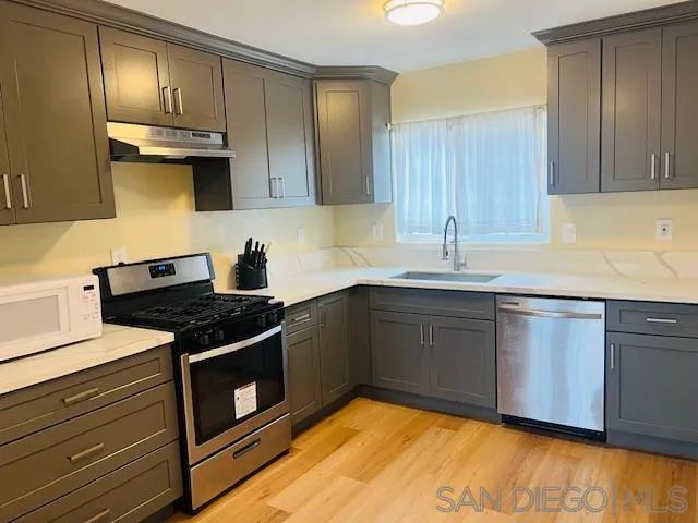8044 Solana St, San Diego, CA 92114