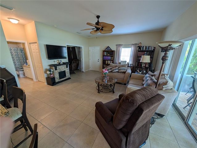 25526 HERITAGE LAKE BOULEVARD, Punta Gorda, FL 33983