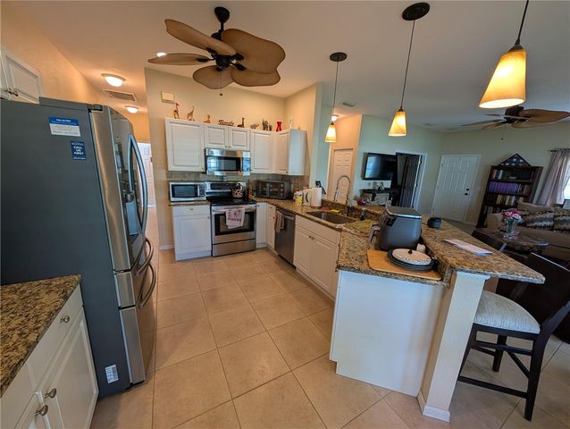 25526 HERITAGE LAKE BOULEVARD, Punta Gorda, FL 33983