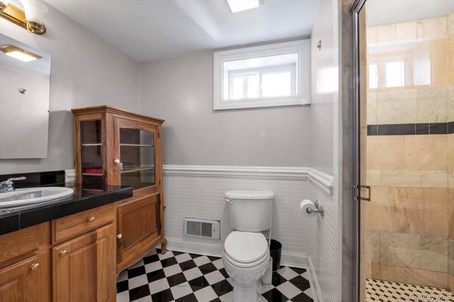 4005 Grace Avenue, Bronx, NY 10466