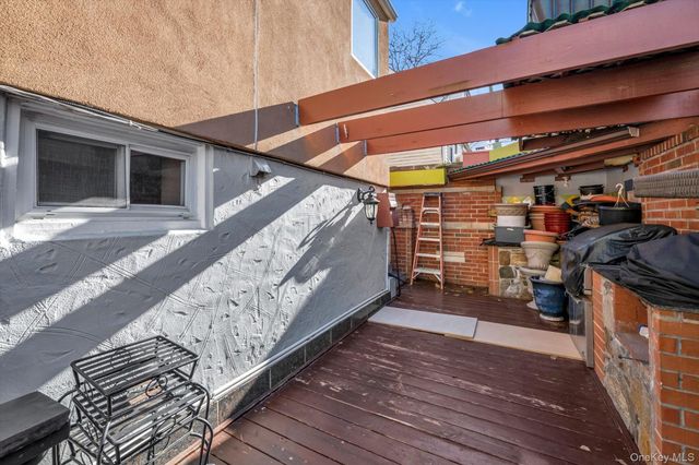 4005 Grace Avenue, Bronx, NY 10466