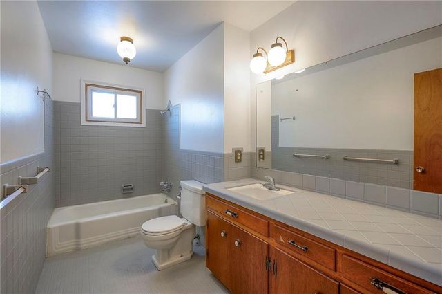 4212 E 105th Street, Kansas City, MO 64137