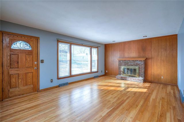 4212 E 105th Street, Kansas City, MO 64137