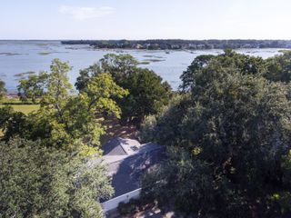 1135 Cottage Road, Charleston, SC 29412