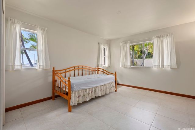 167 Maono Place, Honolulu, HI 96821