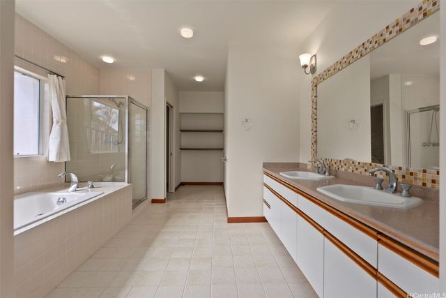 167 Maono Place, Honolulu, HI 96821