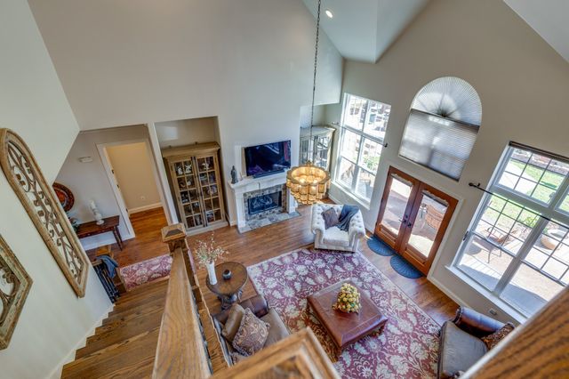 228 Valley Bend Dr, Nashville, TN 37214