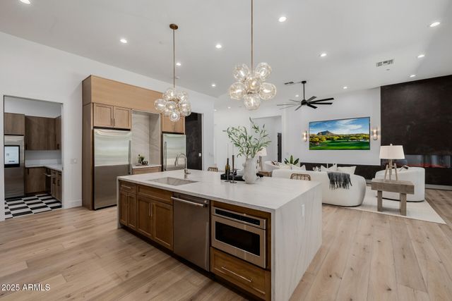 23560 N 78TH Street, Scottsdale, AZ 85255