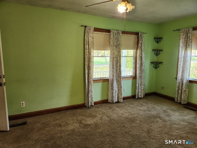 24 Lovers Lane, Windham, CT 06280