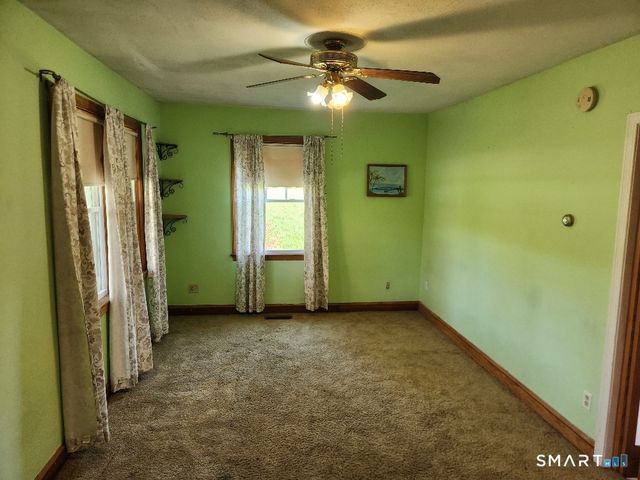 24 Lovers Lane, Windham, CT 06280